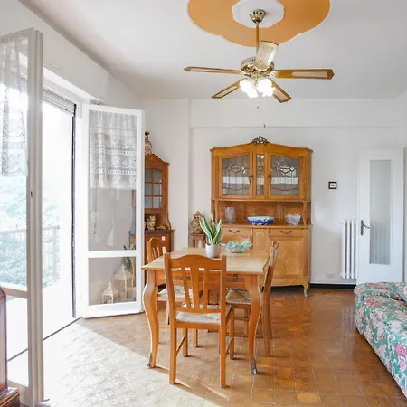 3 Bedroom Amazing In Apartment Avegno