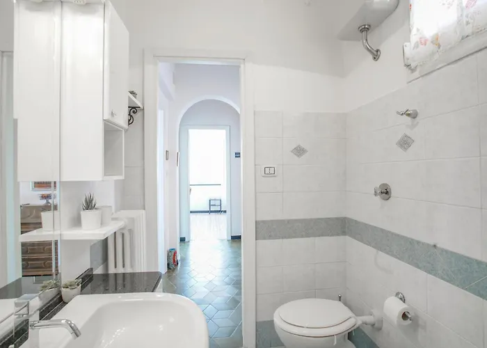 3 Bedroom Amazing In Appartamento
